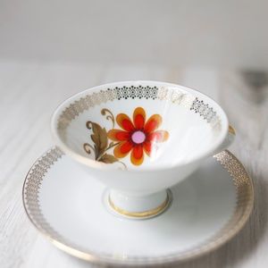 Winterling Marktleuthen Bavaria red floral gold trim porcelain cup saucer set
